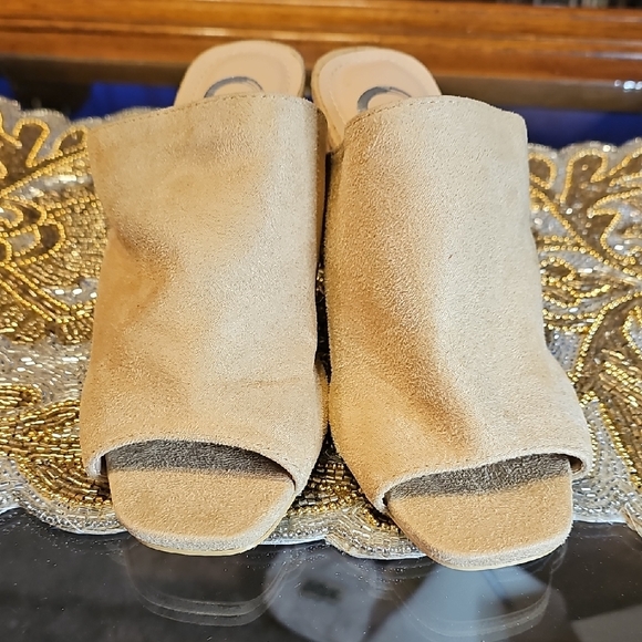 Journee Collection Tan Suede Mules - Picture 5 of 8